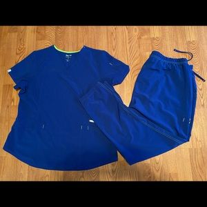 Scrub star scrub set. Size XL